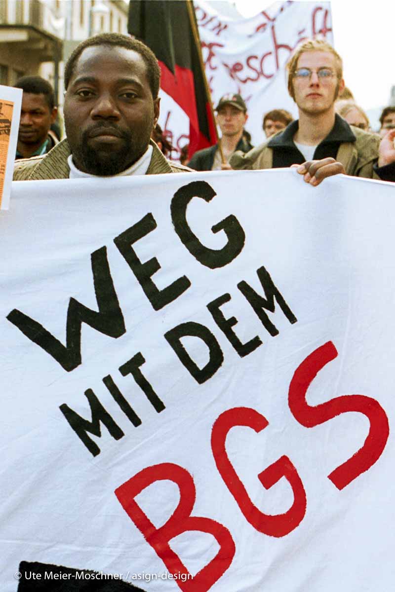 Kein Mensch ist illegal: Aktion gegen EU-Sondergipfel